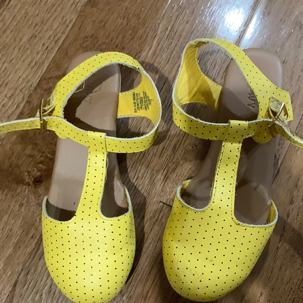 Kids heels